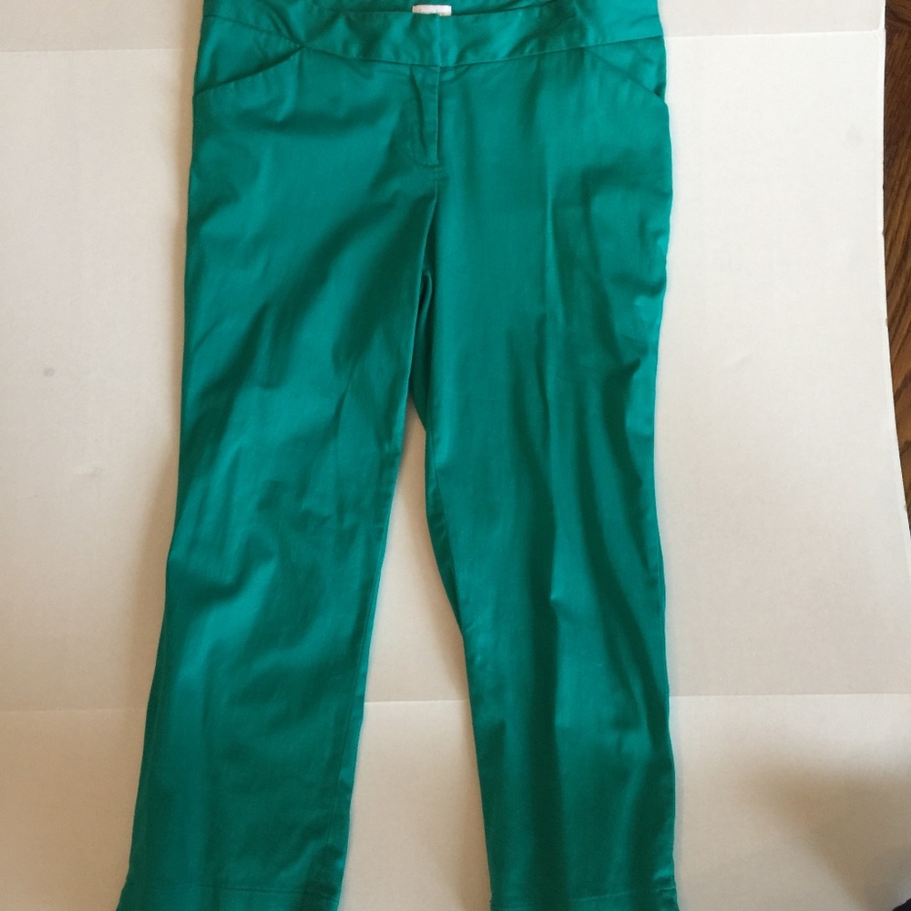 LAUNDRY BY SHELLI SECAL LOS ANGELOS